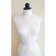 "QUEEN B." BODY CHAIN